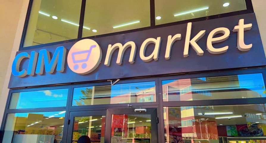 CIM Market Hamdallaye ACI 2000